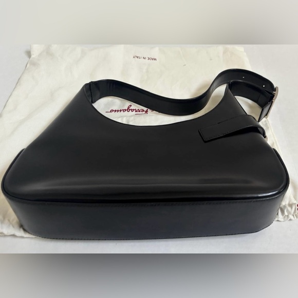 Black Salvatore Ferragamo Gancini Hobo Shoulder Bag with dust bag AQ-210170 - Picture 15 of 15